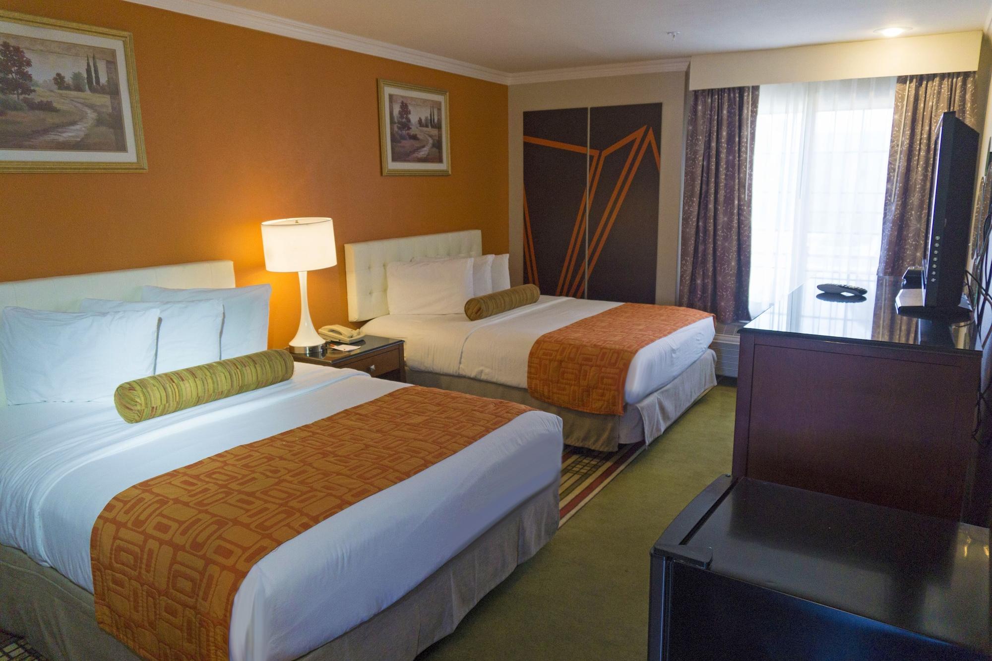 Howard Johnson By Wyndham Pasadena Eksteriør bilde